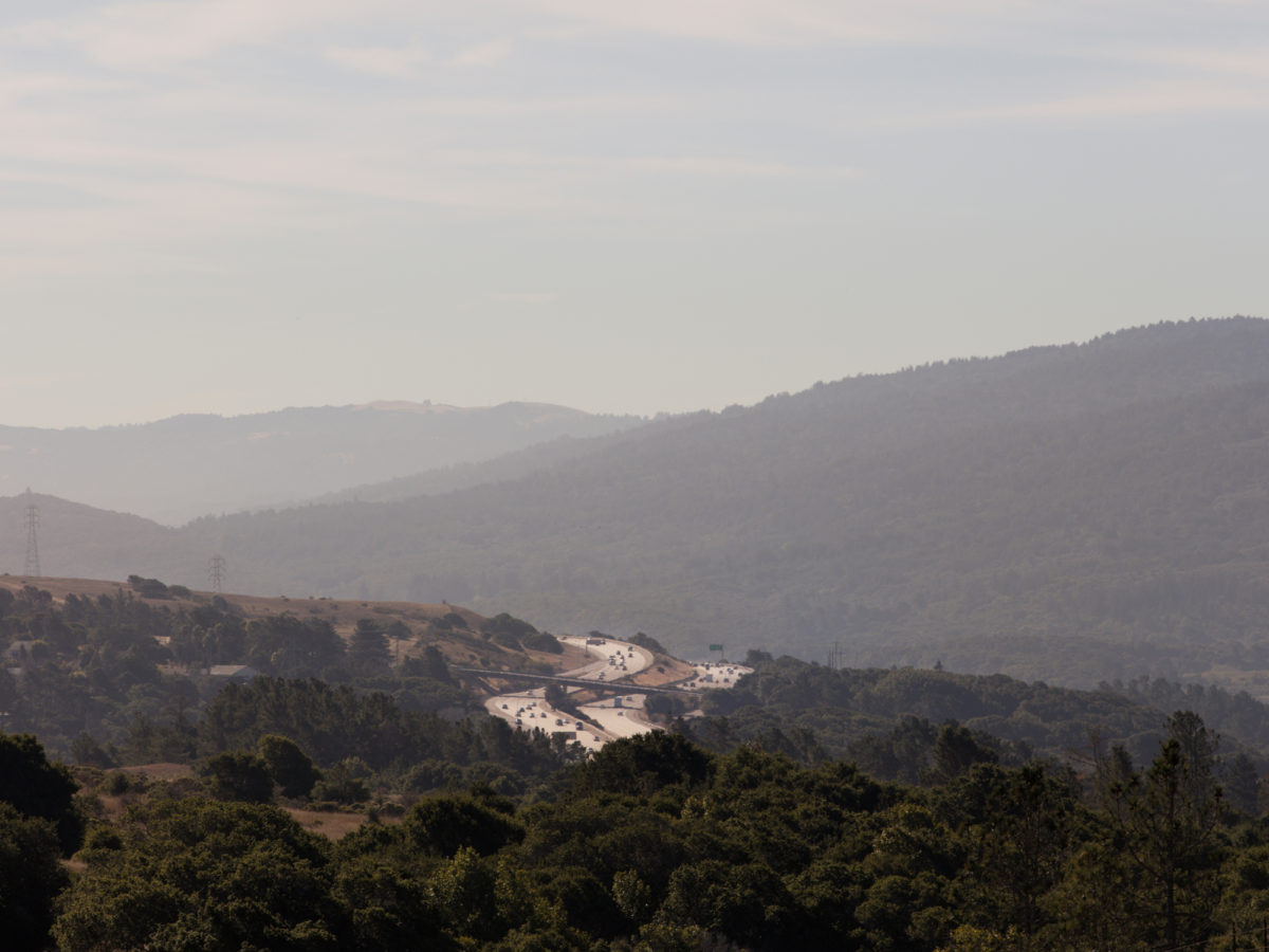 Tech culture in LA and Silicon Valley plus an Interstate 5 road trip photogrpahed for F.A.Q. Magazine, a quarterly publication for Berlin newspaper.